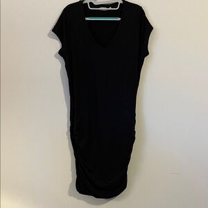 Black V-Neck T shirt dress size l athleta